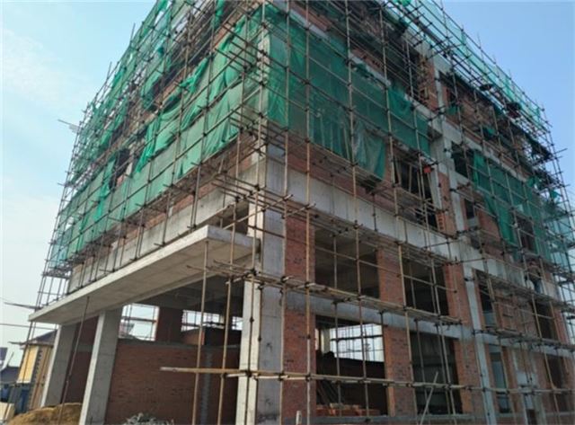 10454122353199831_33.jpg 10454122353199831_33.jpg