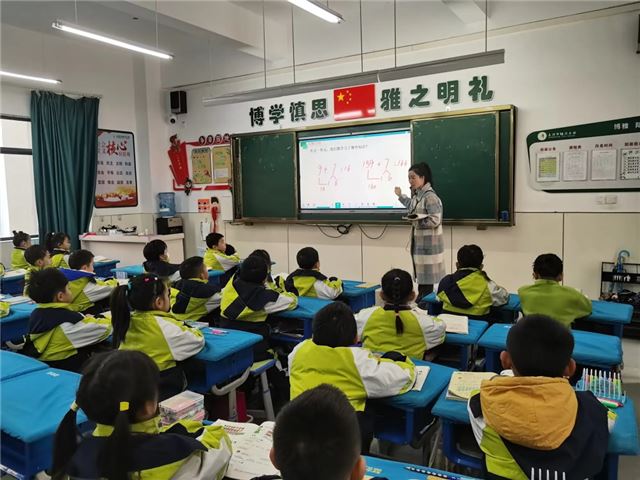 11460061223365900_33.jpg 11460061223365900_33.jpg