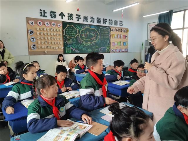 11464731751660386_33.jpg 11464731751660386_33.jpg