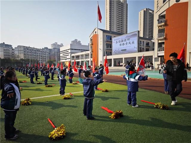 12015044966915358_33.jpg 12015044966915358_33.jpg